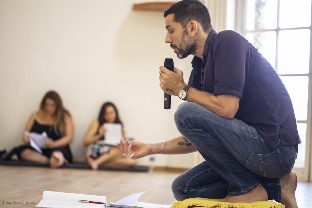 תומר קורון בריטריט למציאת זוגיות